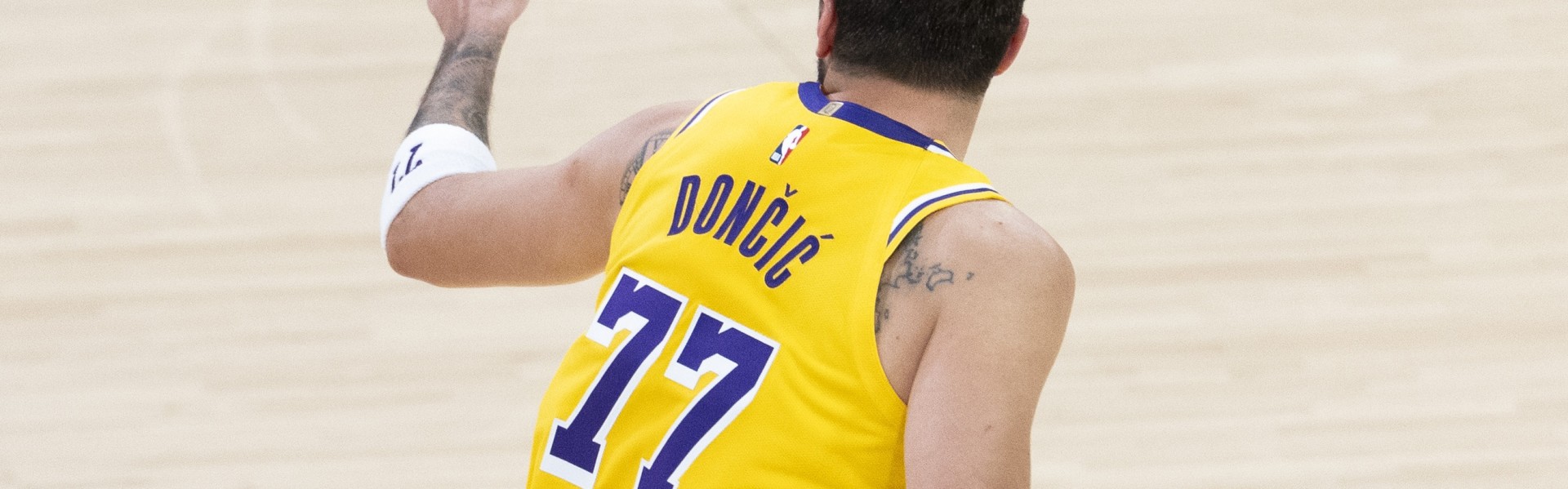 你追我赶！东契奇第55次砍下30+三双 追平约基奇 并列历史第二