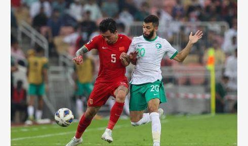 【国足观察】折戟沉沙不需要理由 场场变阵焉能不败